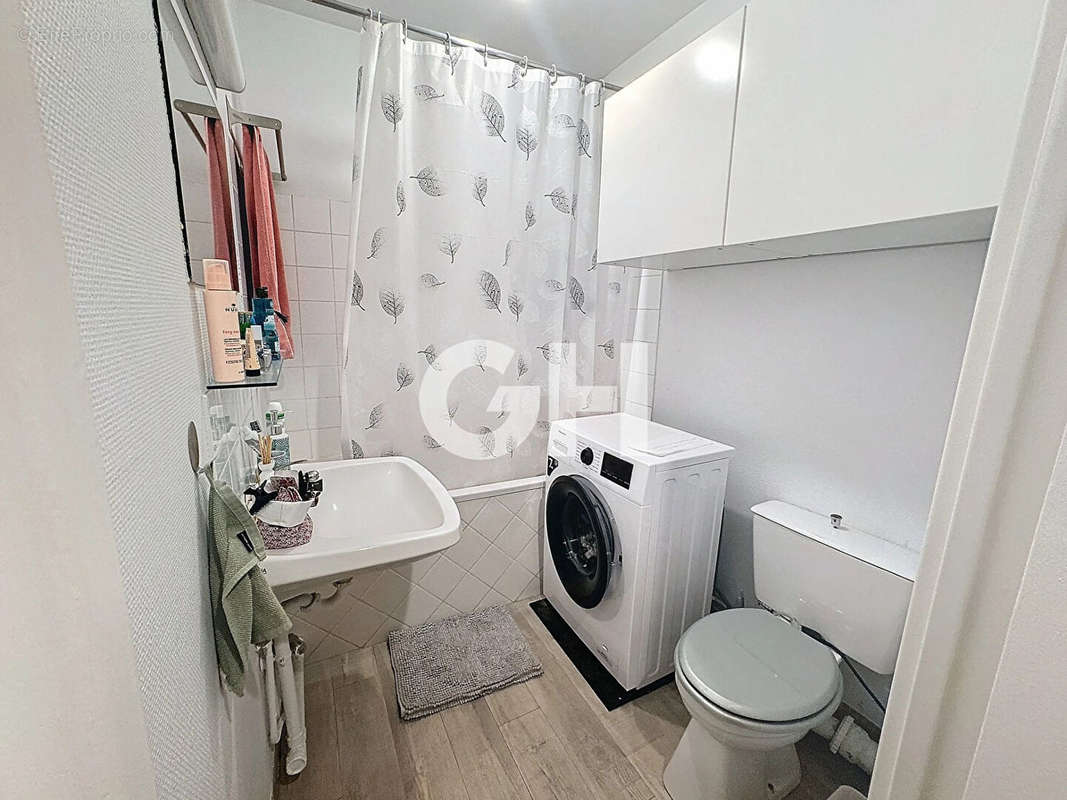 Appartement à PARIS-12E