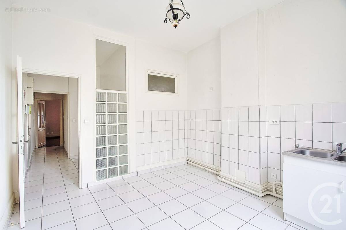 Appartement à LYON-7E