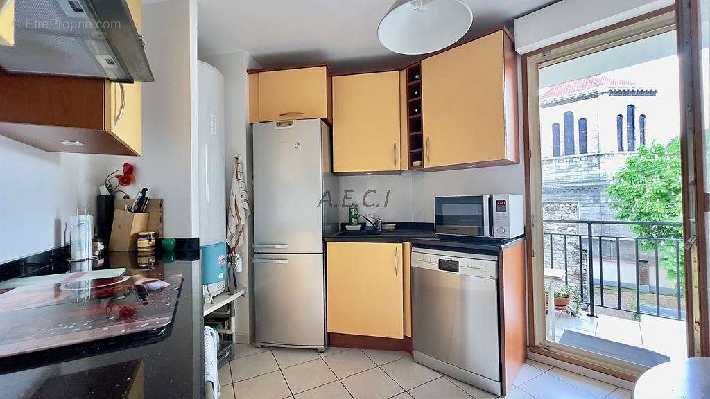 Appartement à ASNIERES-SUR-SEINE