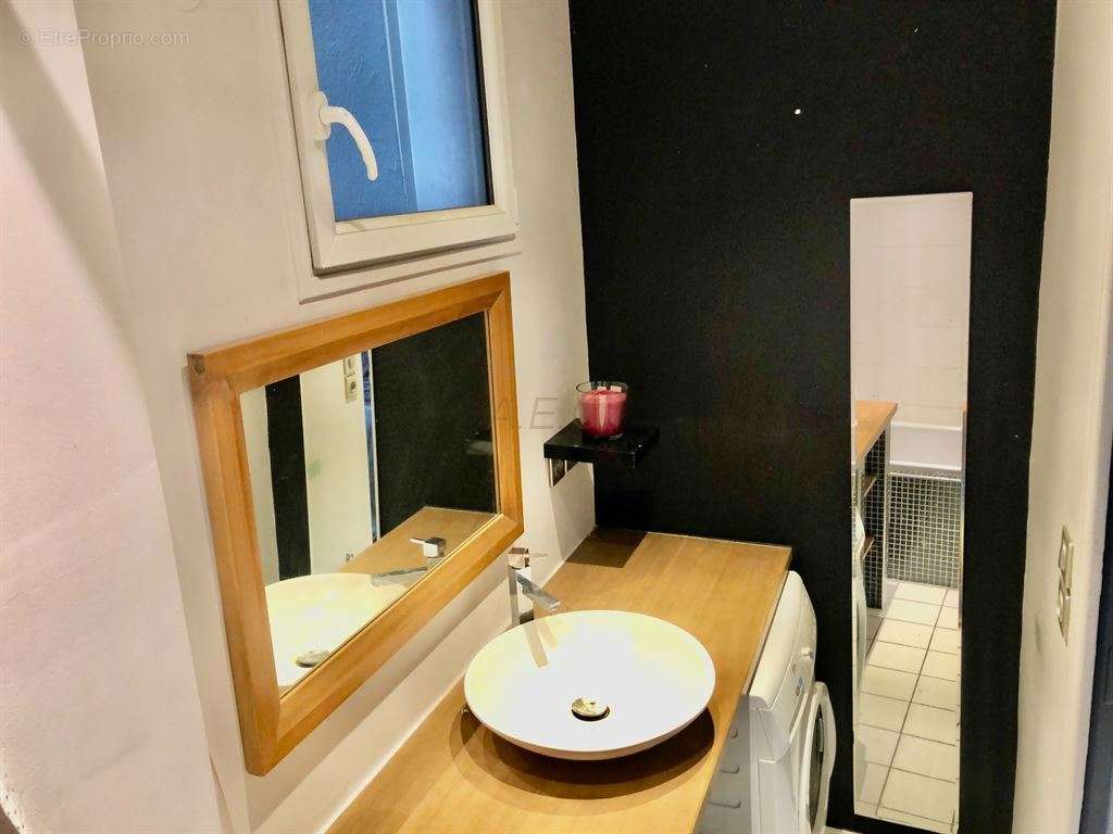 Appartement à PARIS-19E