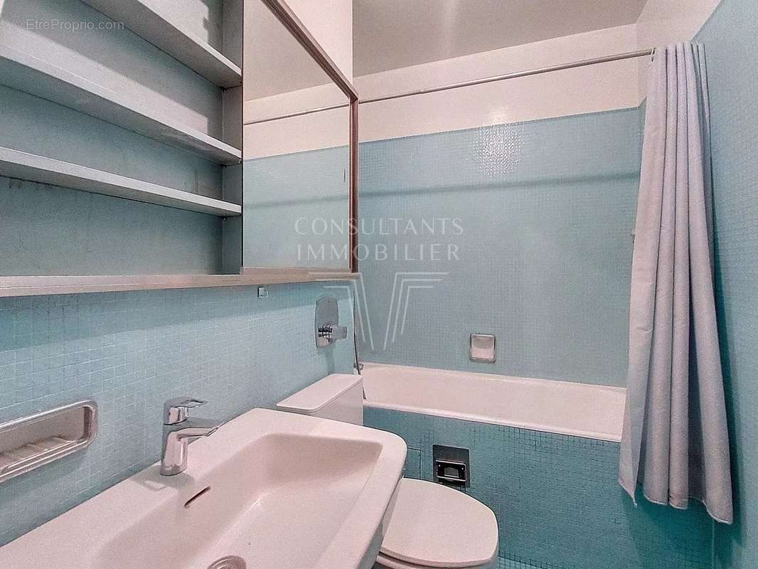 Appartement à PARIS-15E