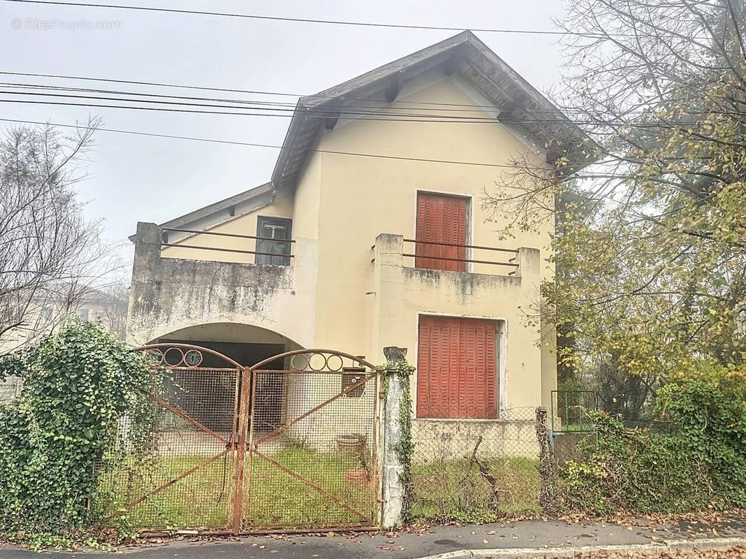 Maison à TREVOUX