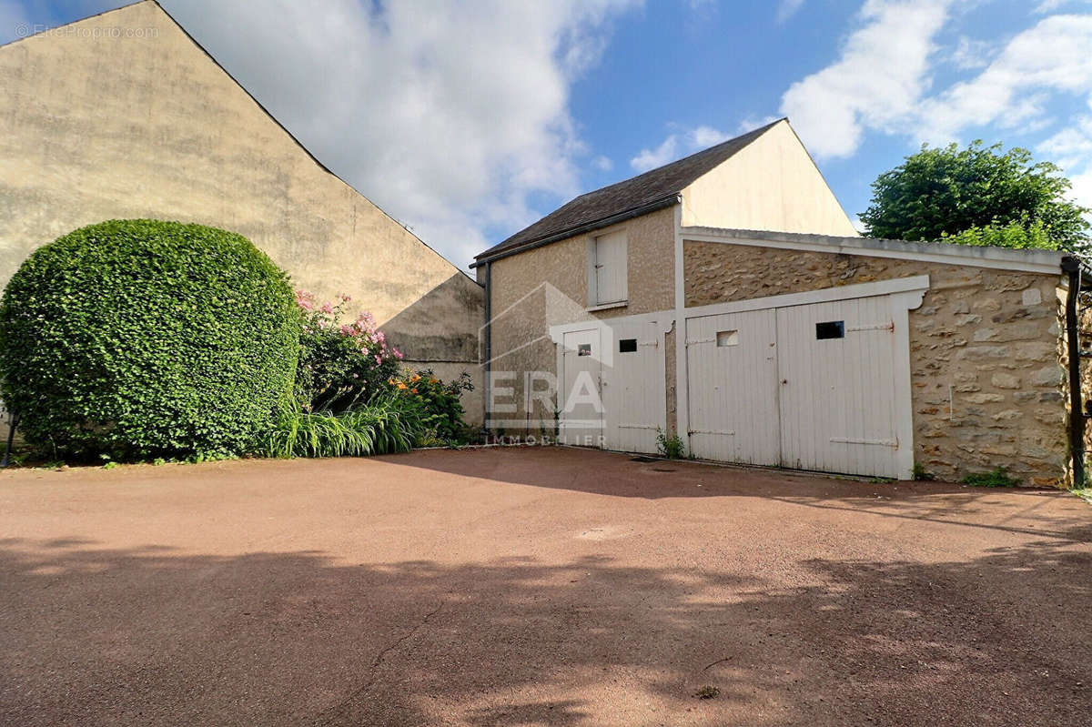 Maison à BOUTERVILLIERS