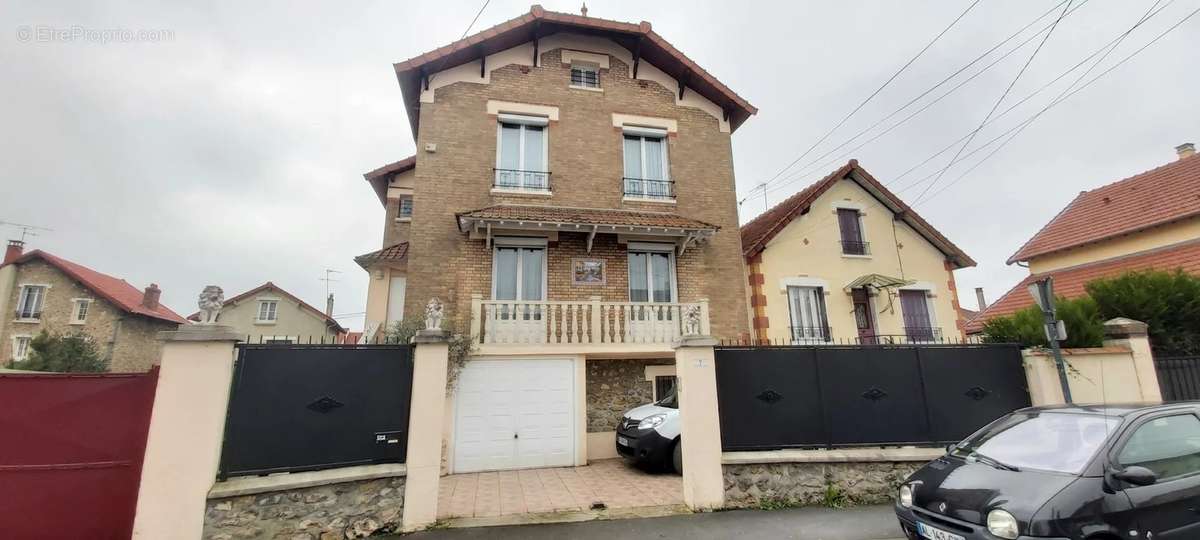 Maison à CHELLES