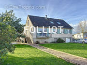 Maison à CONDE-SUR-VIRE