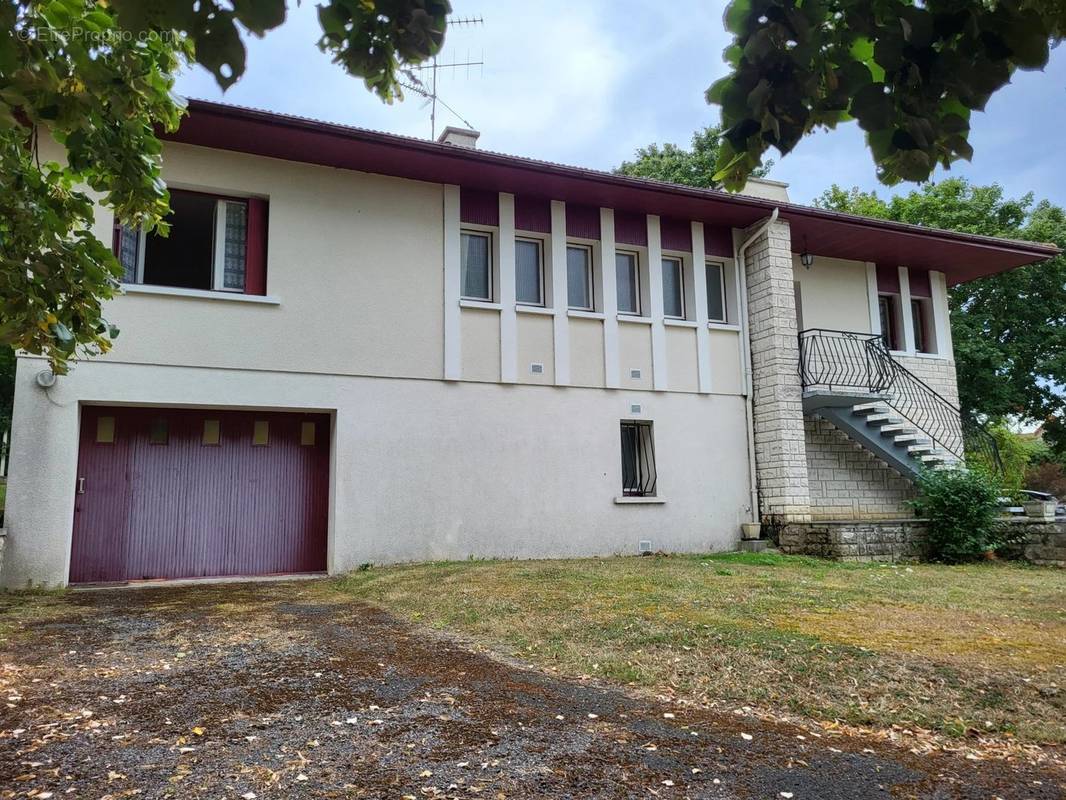 Maison à BETHINES