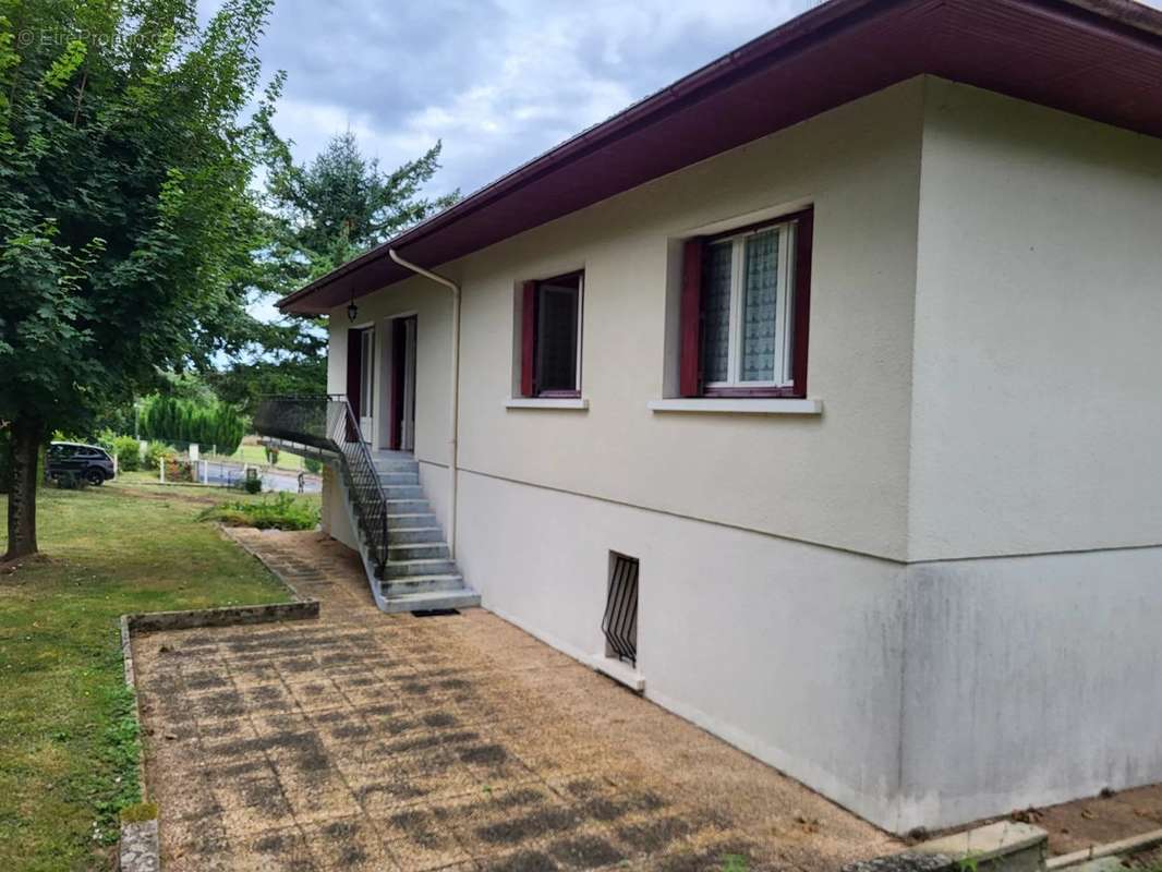 Maison à BETHINES