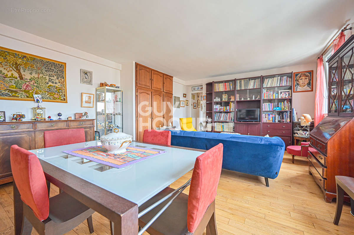 Appartement à PARIS-12E