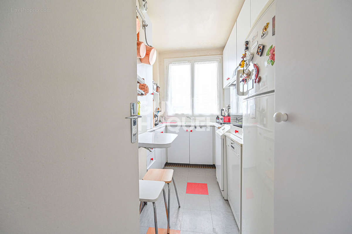 Appartement à PARIS-12E