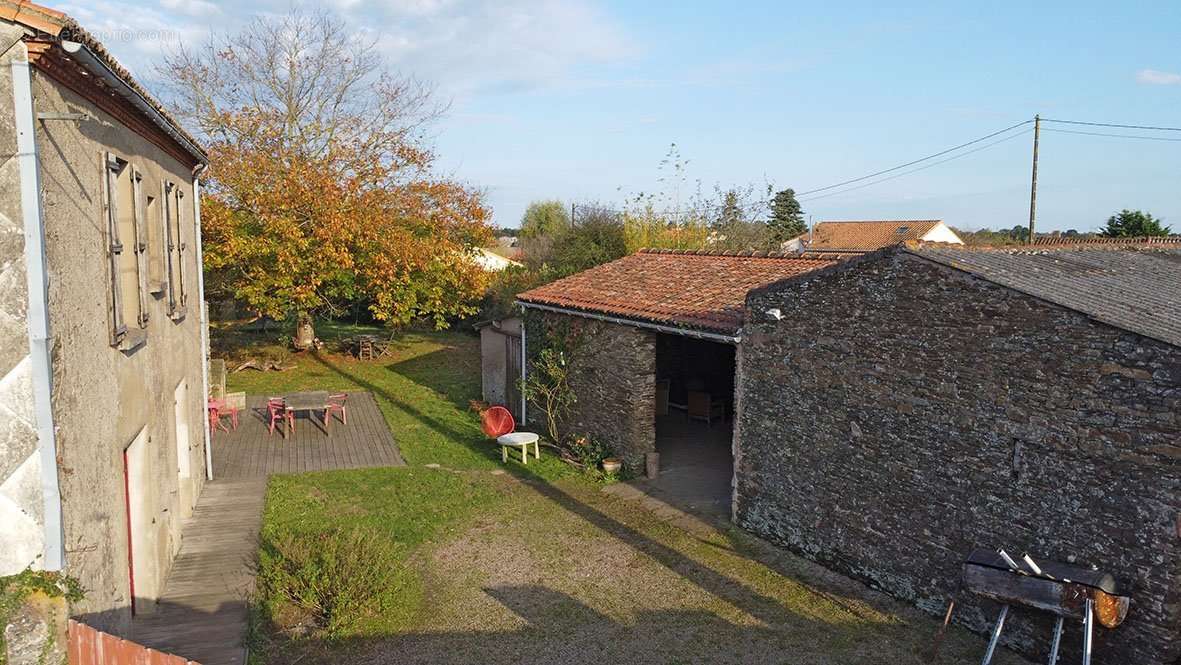 Maison à LA VARENNE