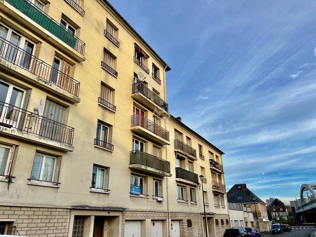 Appartement à PONTOISE