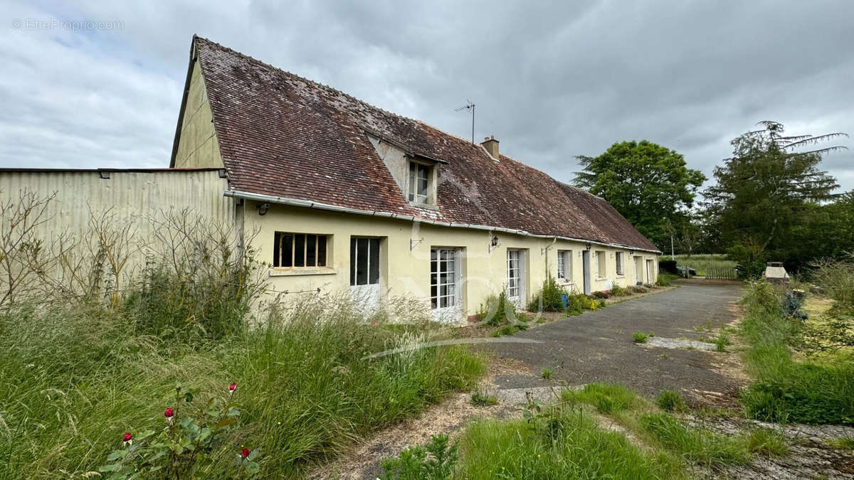 Maison à LUIGNY