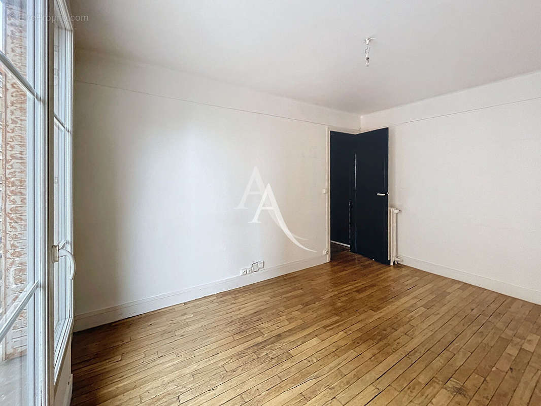 Appartement à PARIS-20E