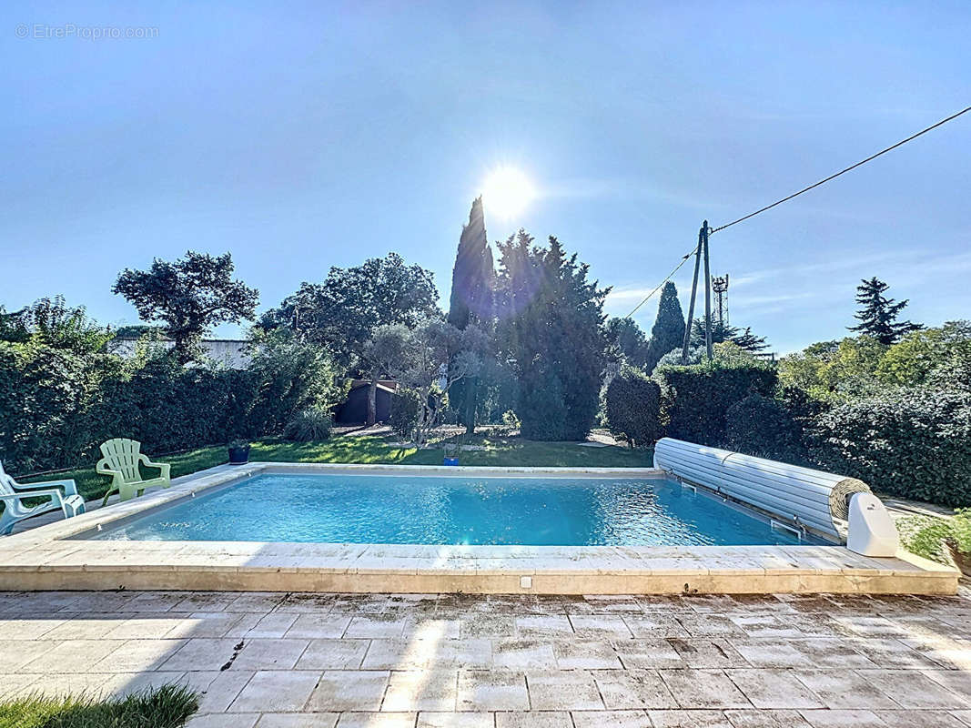 Maison à VILLENEUVE-LES-AVIGNON