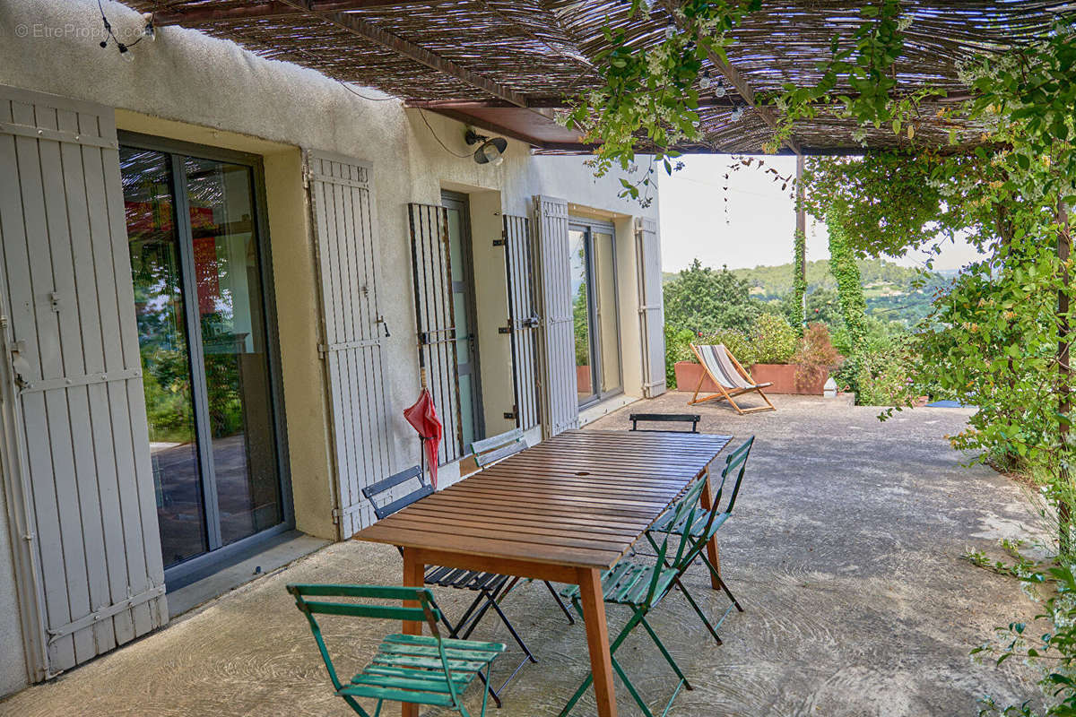 Maison à VILLENEUVE-LES-AVIGNON