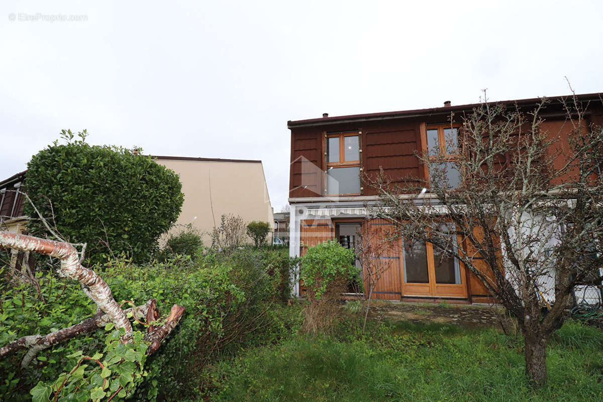 Maison à LONGJUMEAU