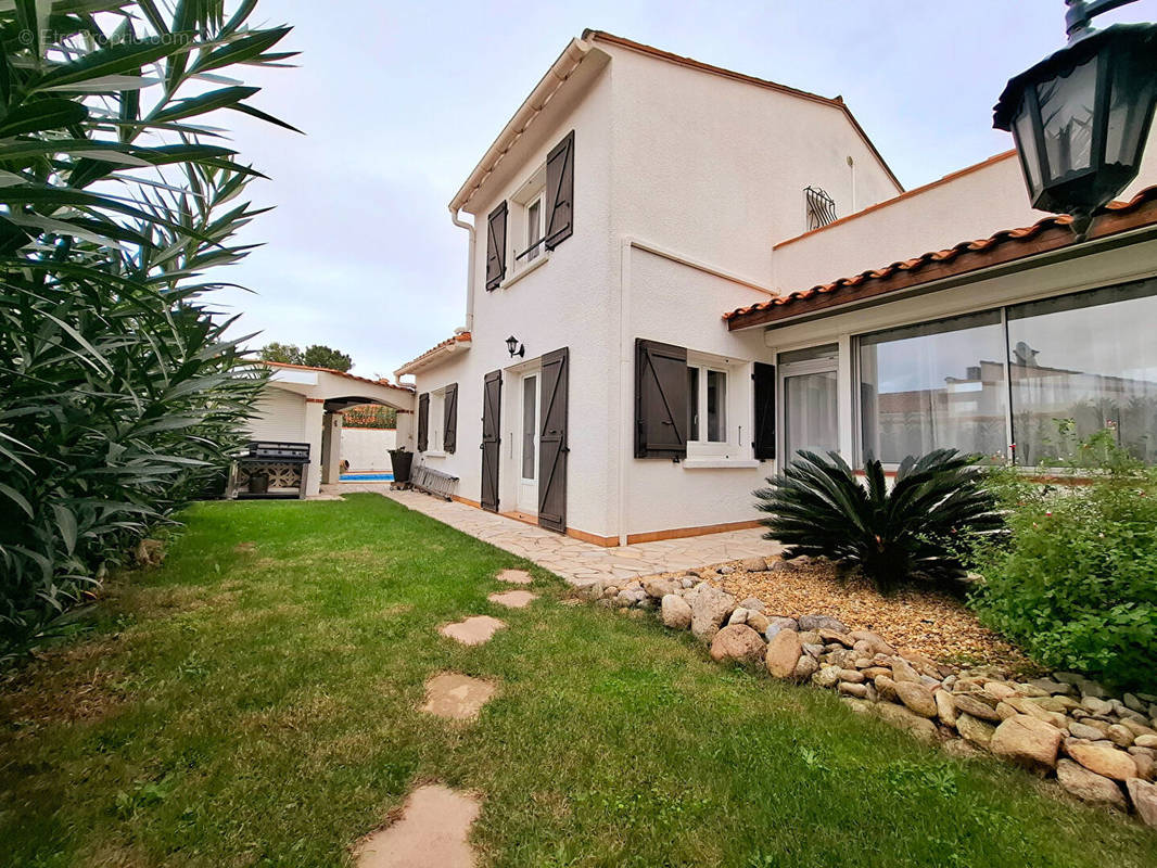 Maison à SAINT-CYPRIEN