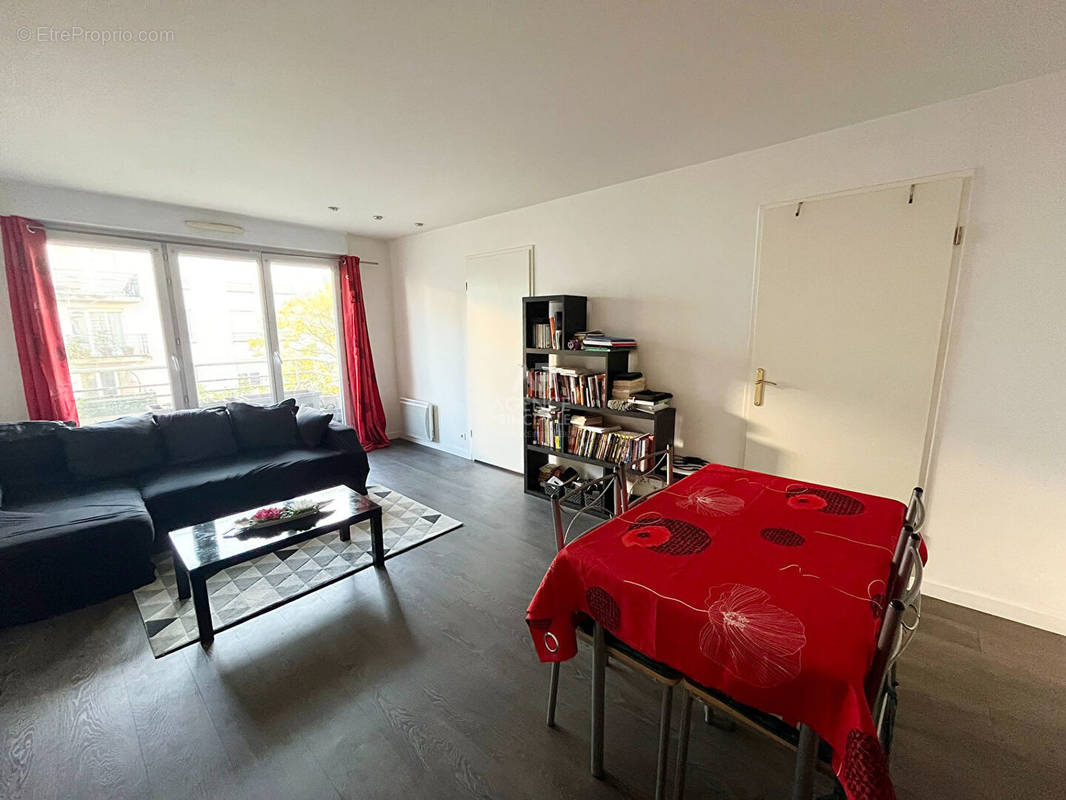 Appartement à COURDIMANCHE