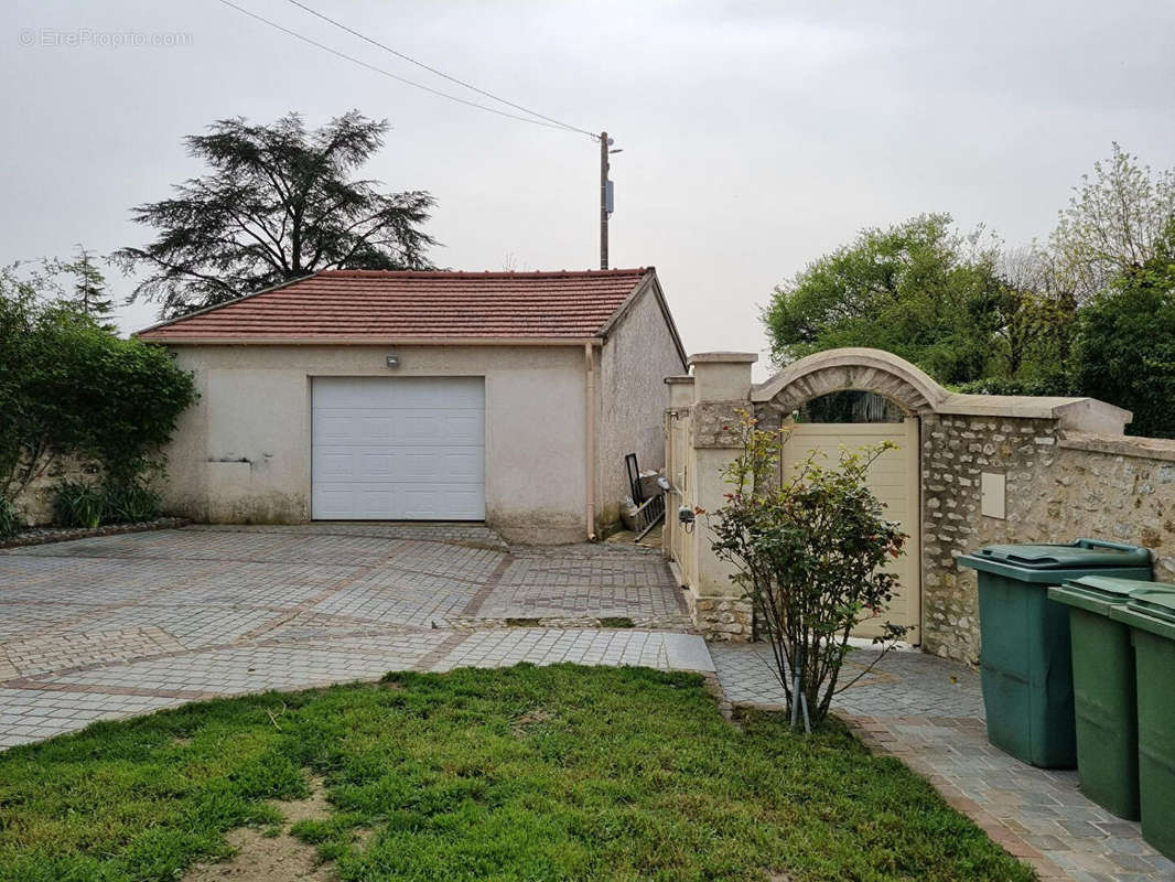 Maison à BREUIL-BOIS-ROBERT