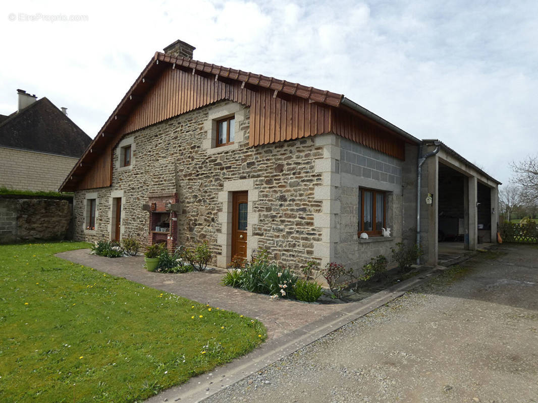 Maison à PARIGNY