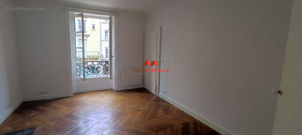 Appartement à VERSAILLES