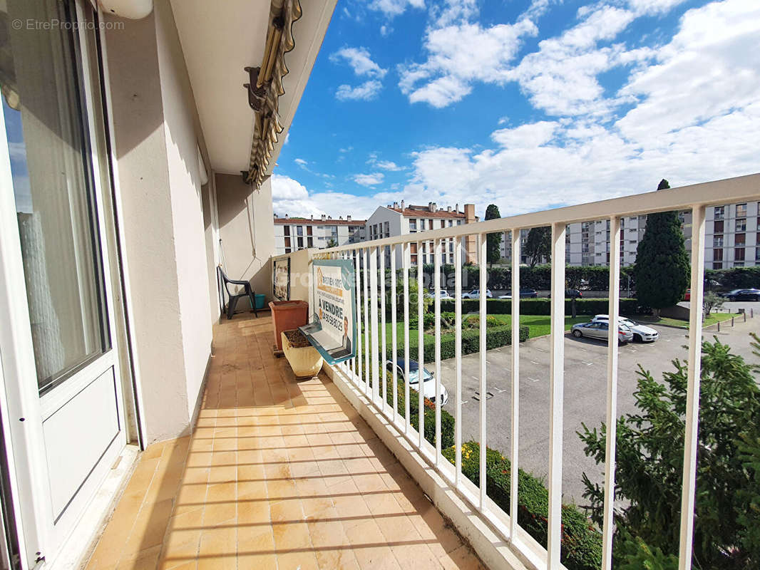 Appartement à SALON-DE-PROVENCE