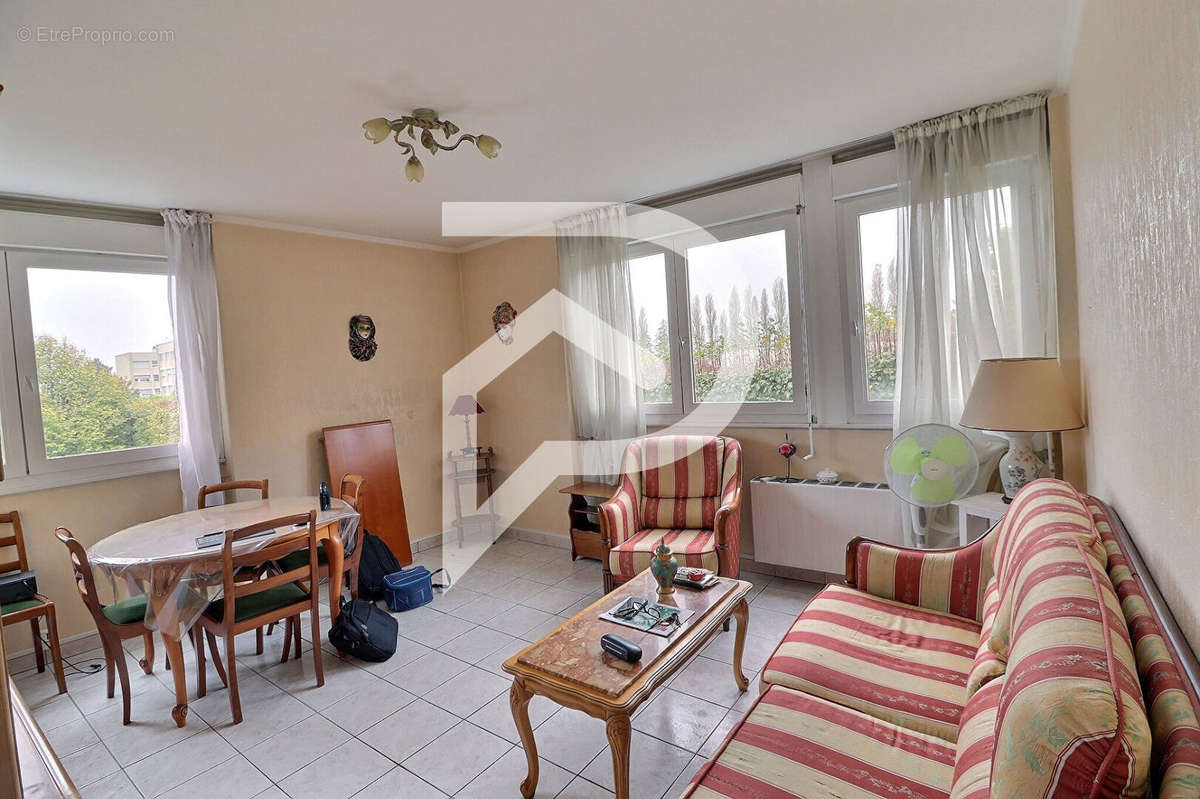 Appartement à PONTOISE