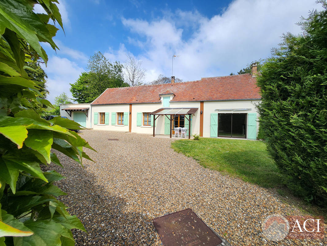 Maison à BORNEL