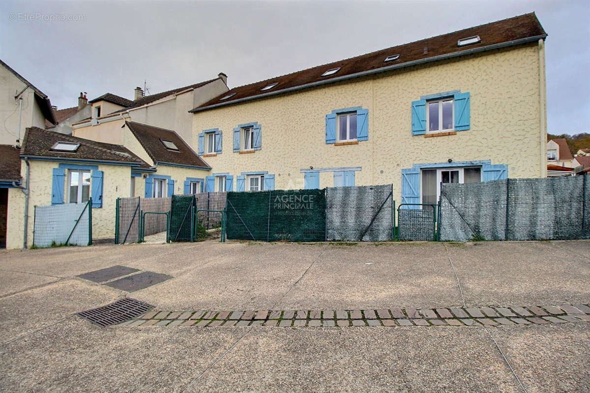 Appartement à TRIEL-SUR-SEINE