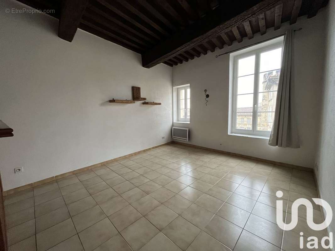 Photo 2 - Appartement à BAGNOLS-SUR-CEZE