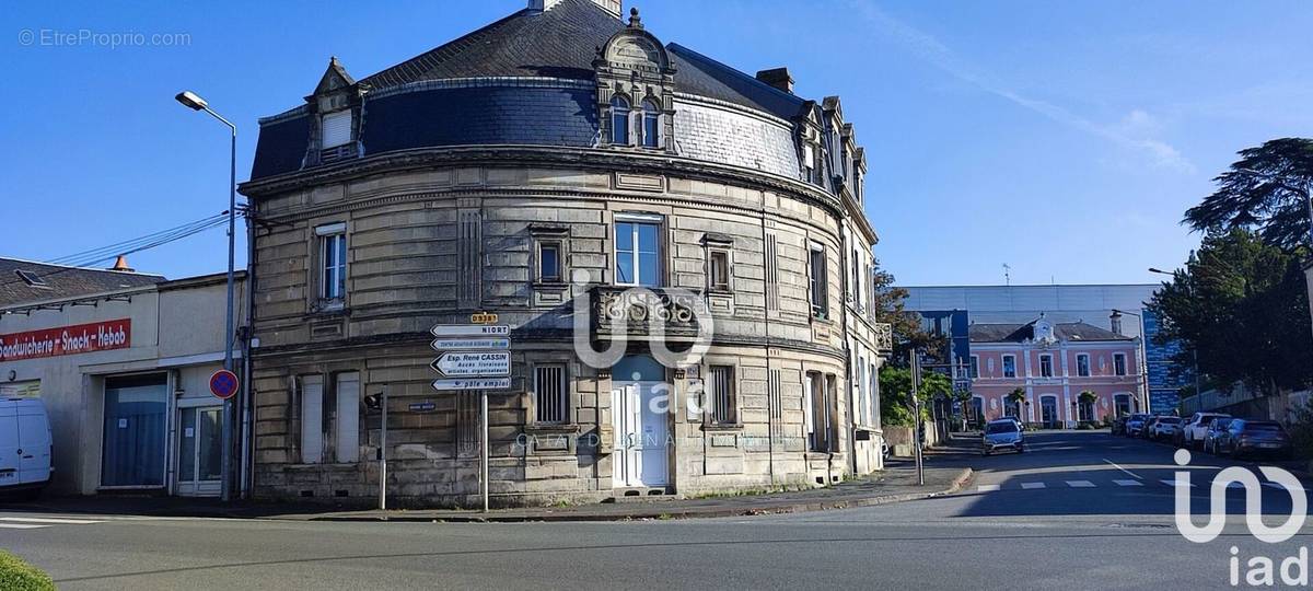 Photo 1 - Appartement à FONTENAY-LE-COMTE