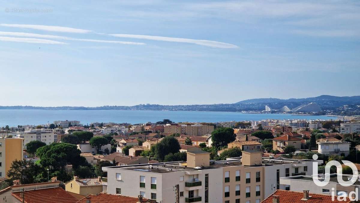 Photo 3 - Appartement à SAINT-LAURENT-DU-VAR