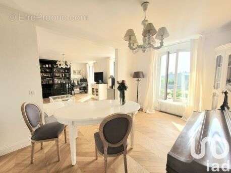 Photo 5 - Appartement à VERSAILLES