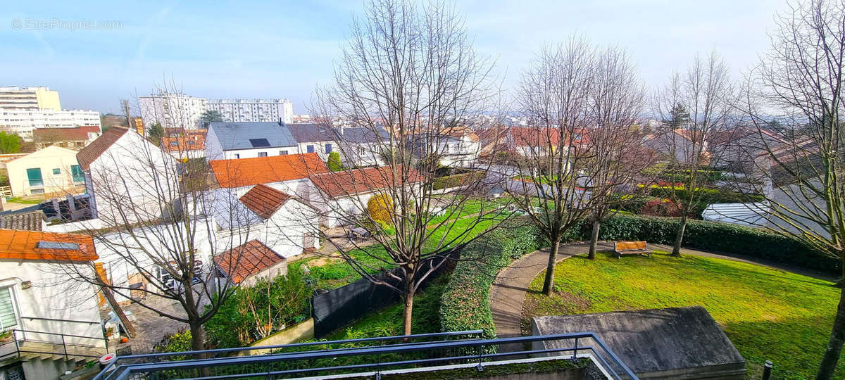 Appartement à CARRIERES-SUR-SEINE