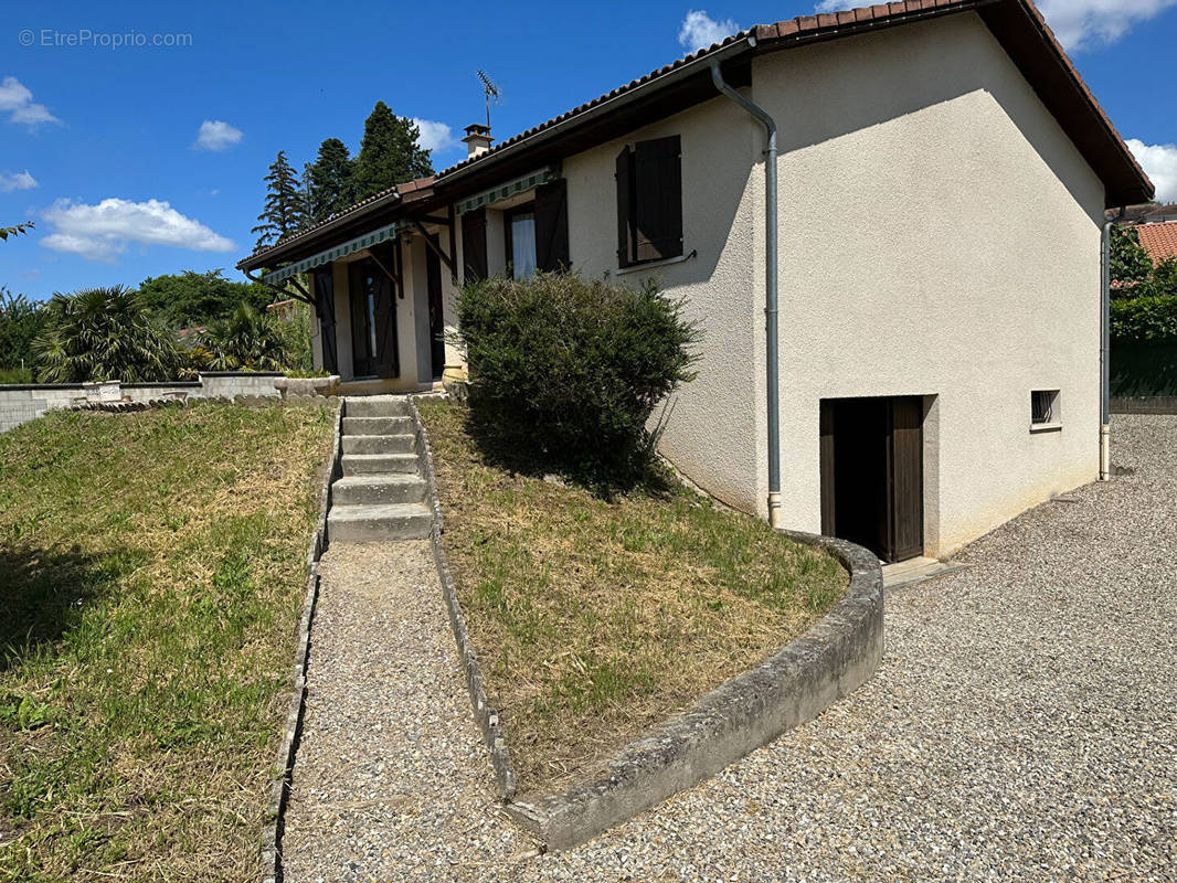 Maison à BOURGOIN-JALLIEU