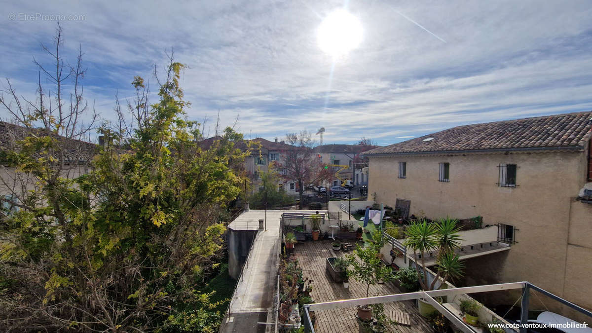 Appartement à L&#039;ISLE-SUR-LA-SORGUE