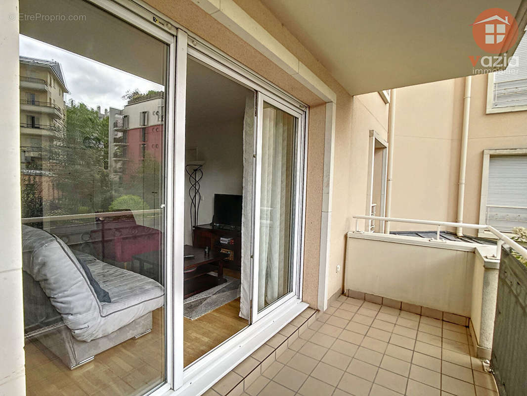 Appartement à SURESNES