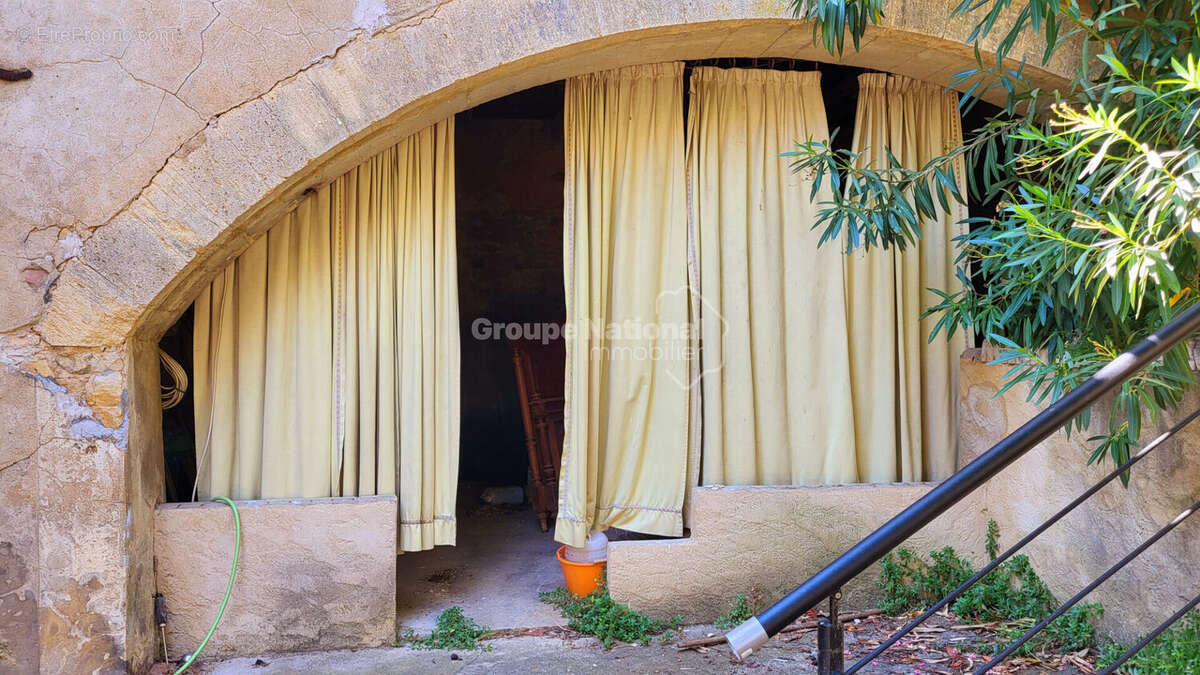 Maison à UZES