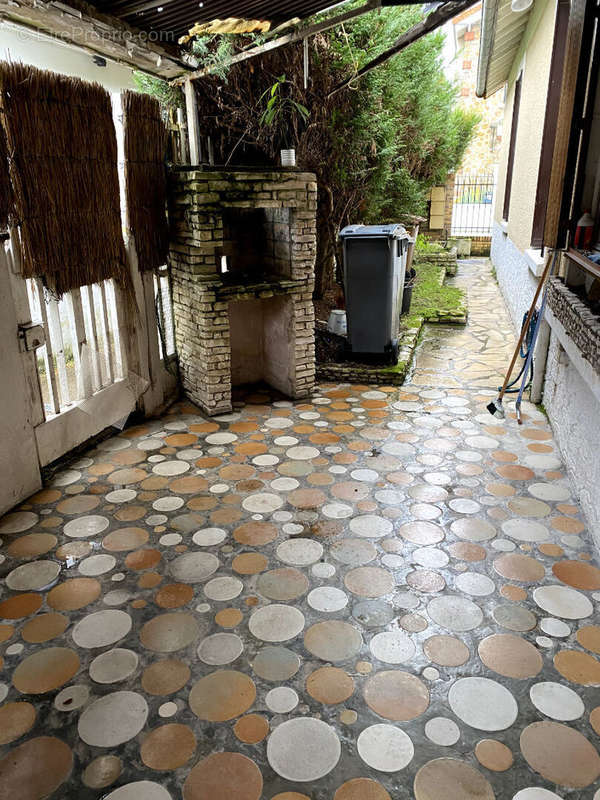 Maison à SARTROUVILLE