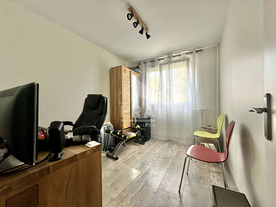 Appartement à HOUILLES