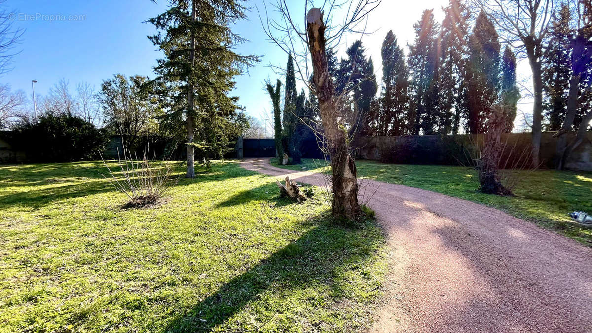 Maison à SORGUES