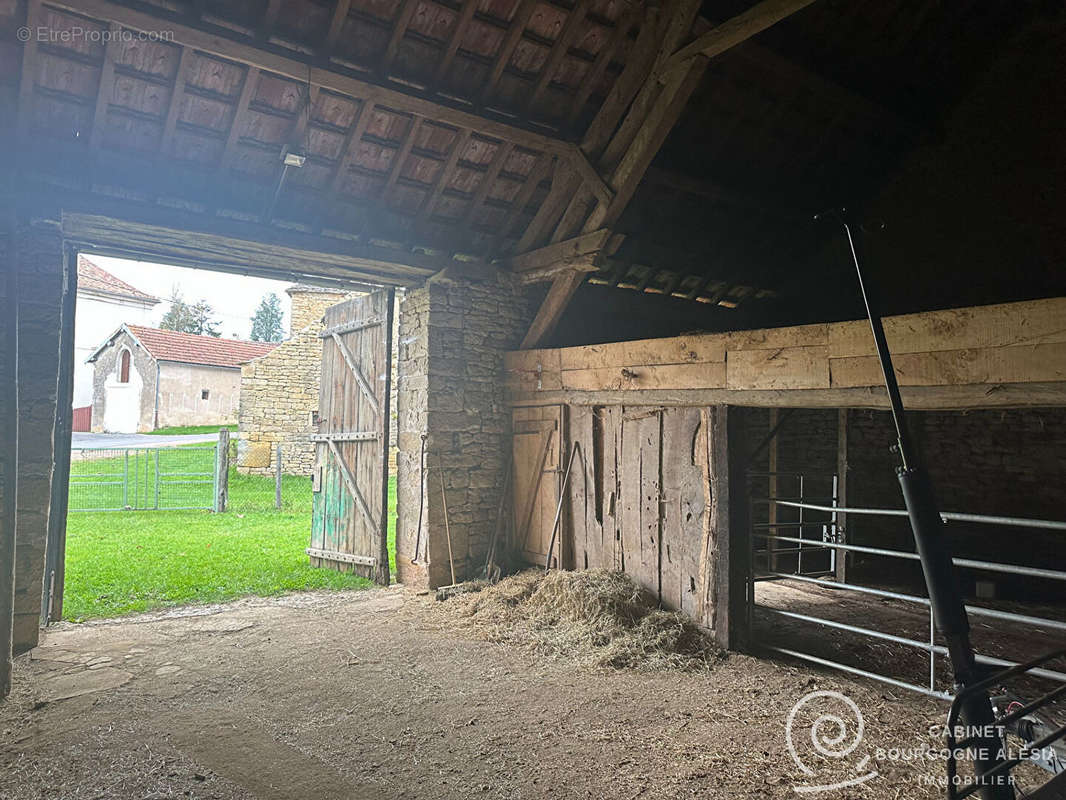 Maison à POUILLY-EN-AUXOIS