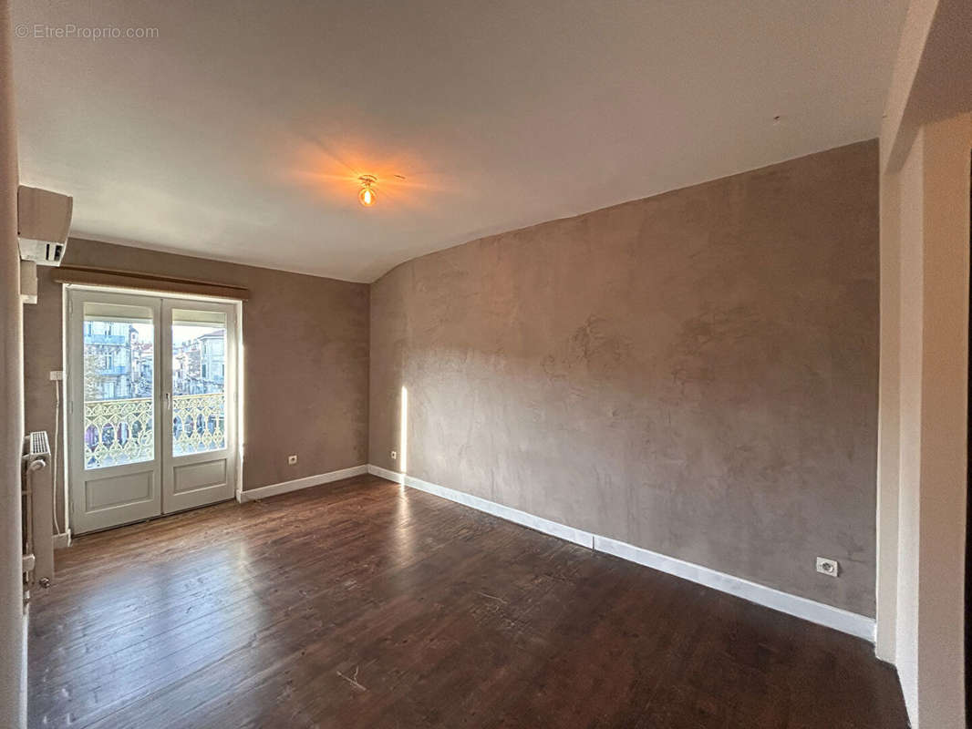 Appartement à VALENCE