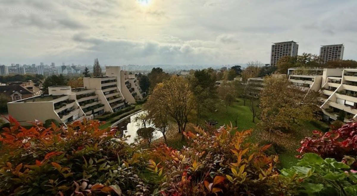 Appartement à VERRIERES-LE-BUISSON