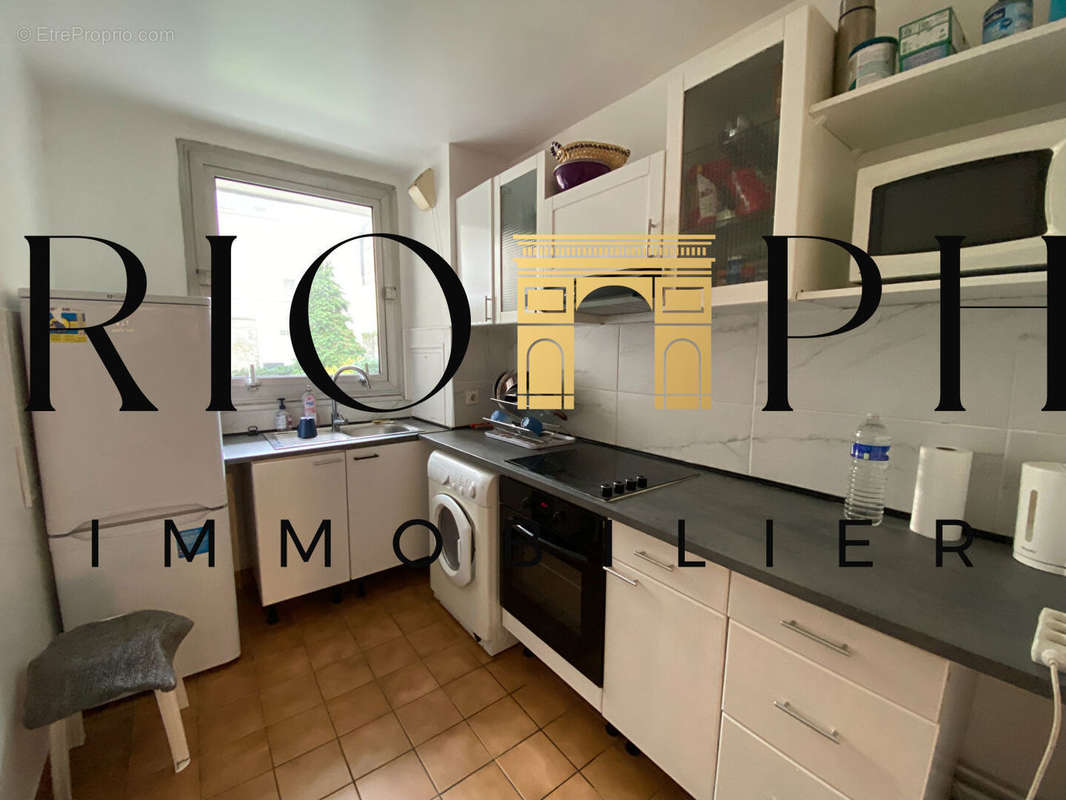 Appartement à PARIS-20E