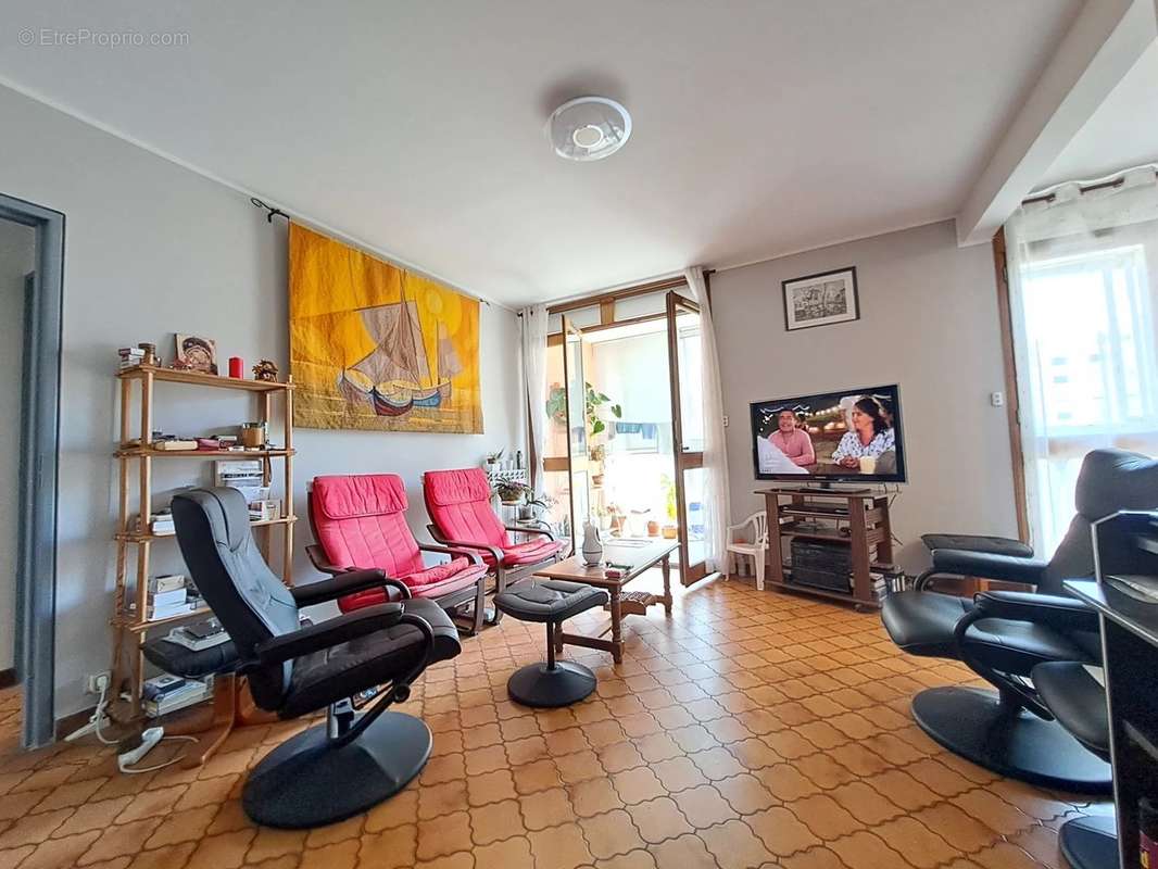 Appartement à LA VALETTE-DU-VAR