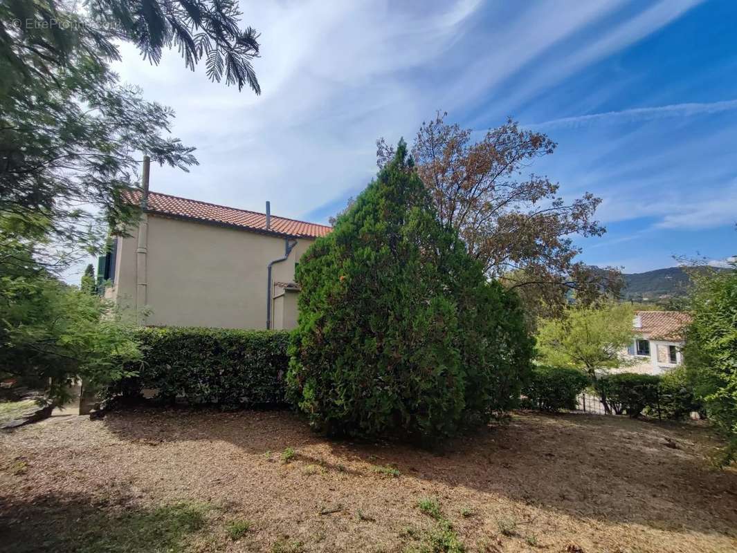 Maison à HYERES