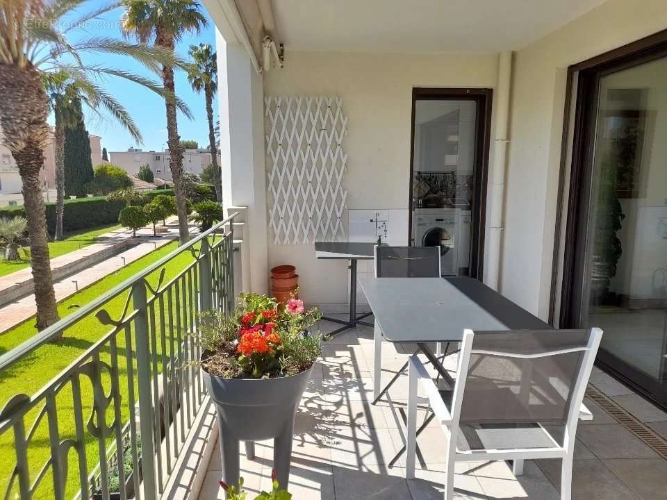 Appartement à SANARY-SUR-MER