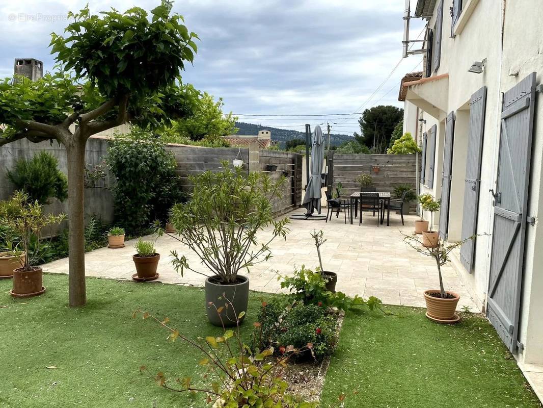 Appartement à AUBAGNE