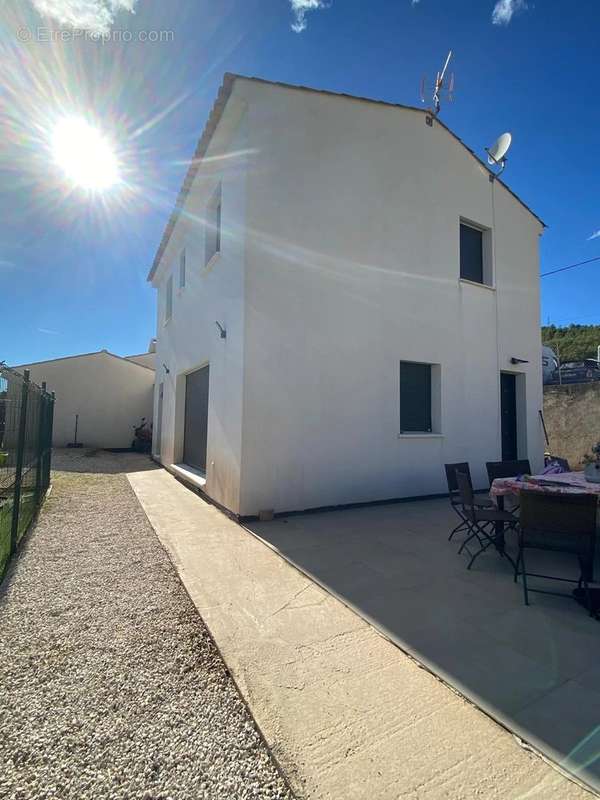 Maison à CARNOULES